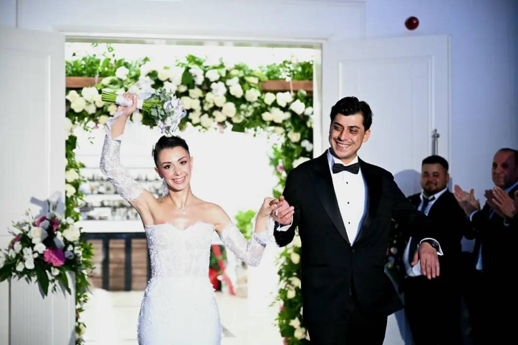 Beyza Bakaç ile İsmet Özgen Evlendi 1